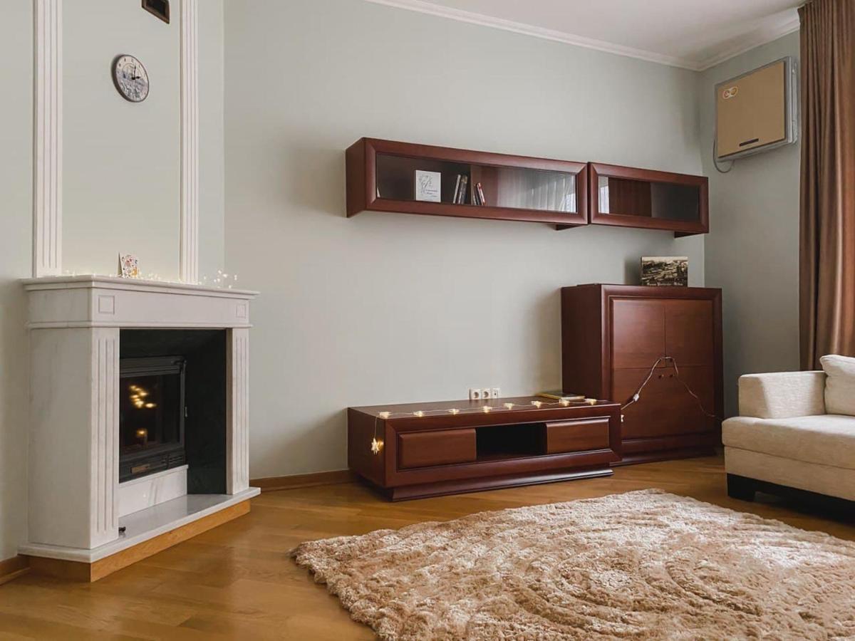 Family Apartment Near The University Csernyivci Kültér fotó